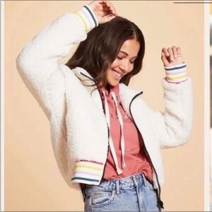 Ivory Ella cropped ivory sherpa jacket Sz M NWT‎